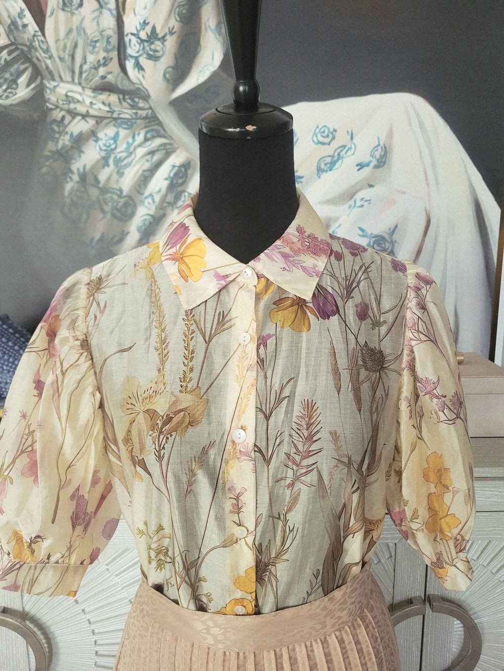 Bailey 44 Cream Floral Puff-Sleeve Button-Down Blouse